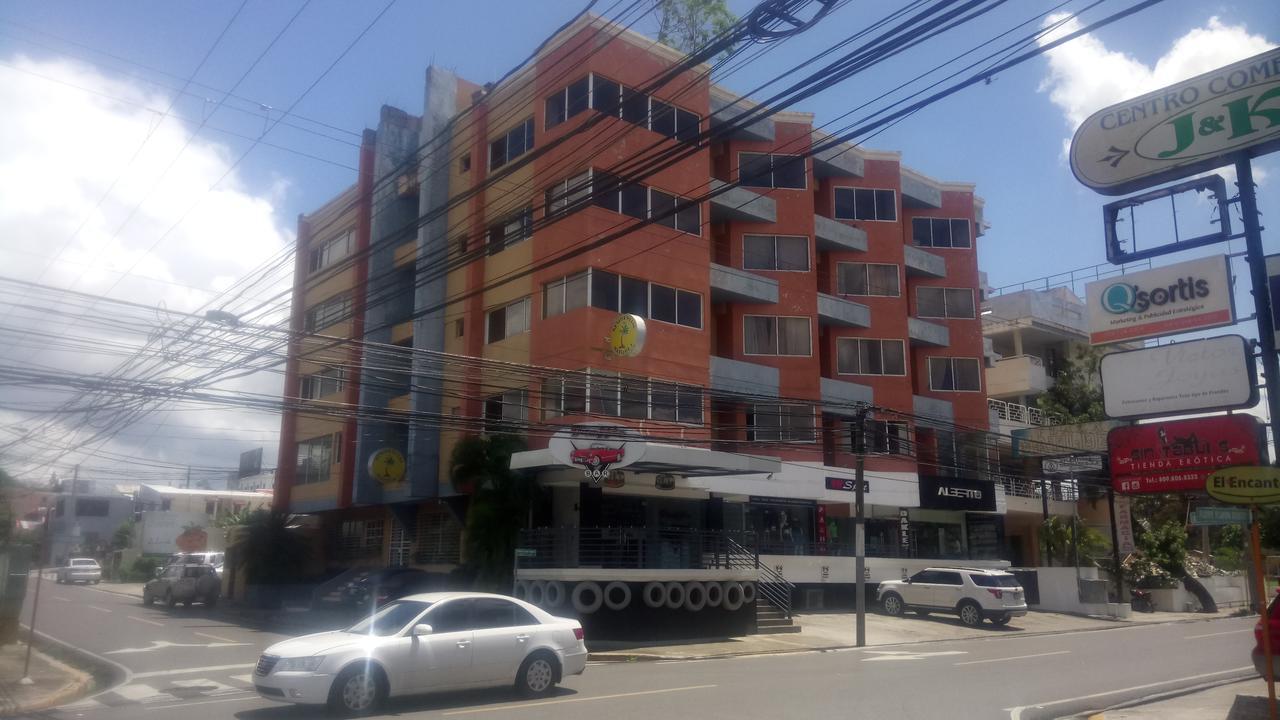 Apartahotel Jardines Metropolitanos Santiago De Los Caballeros Exterior foto